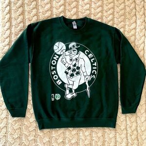 GILDAN Boston Celtics Sweatshirt